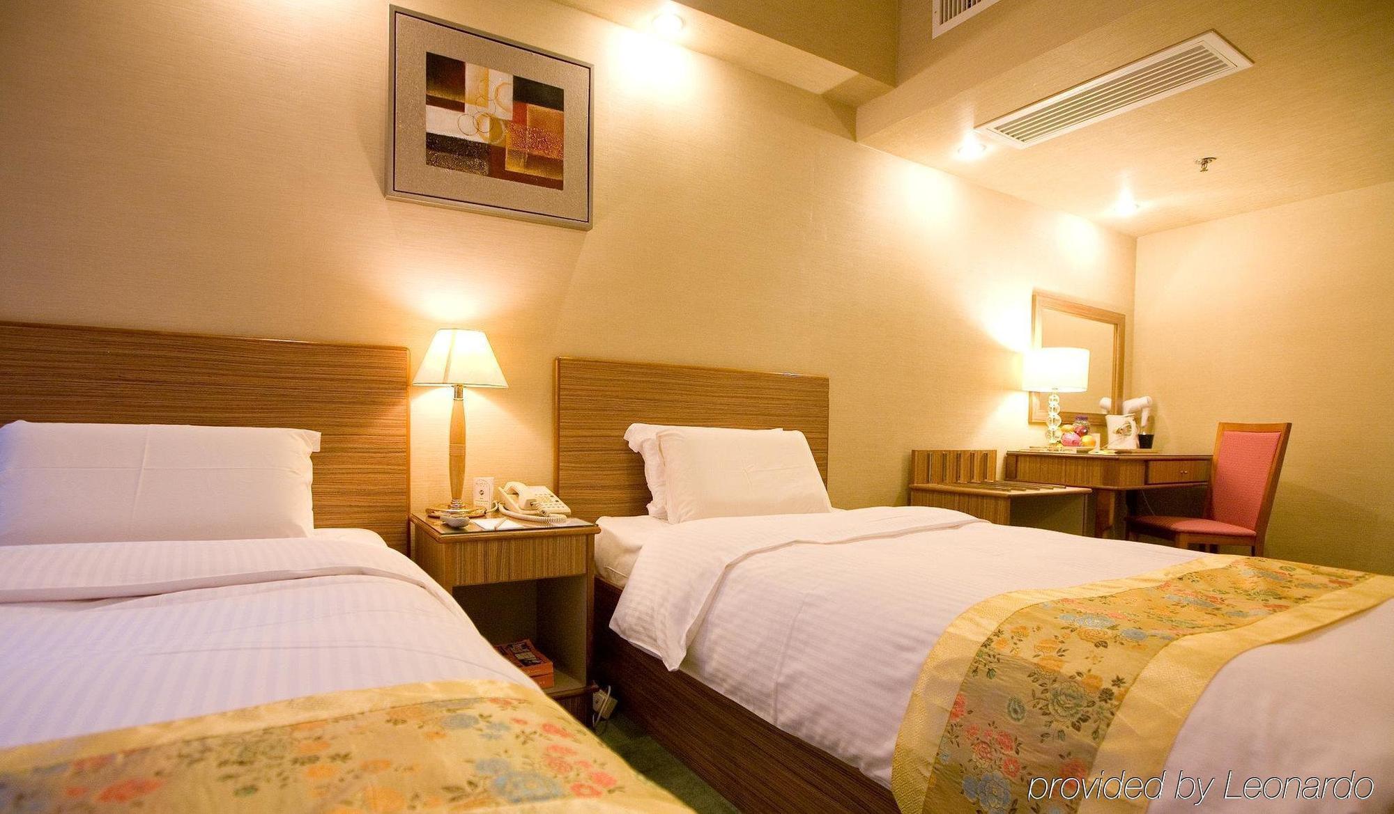 The Imperial Hotel Hong Kong Ngoại thất bức ảnh